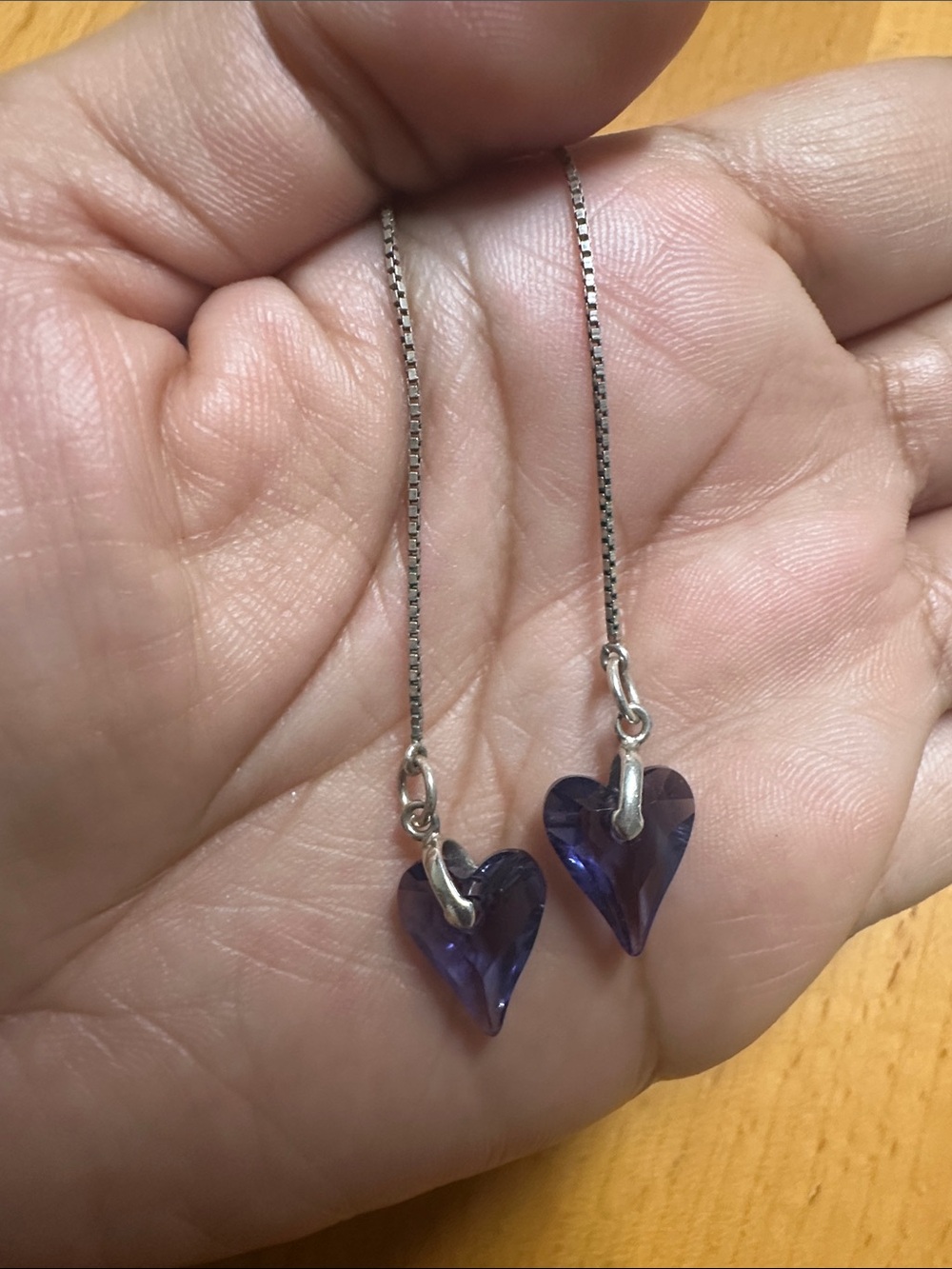 Delicate Purple Heart Threader Earrings - Silver Tone